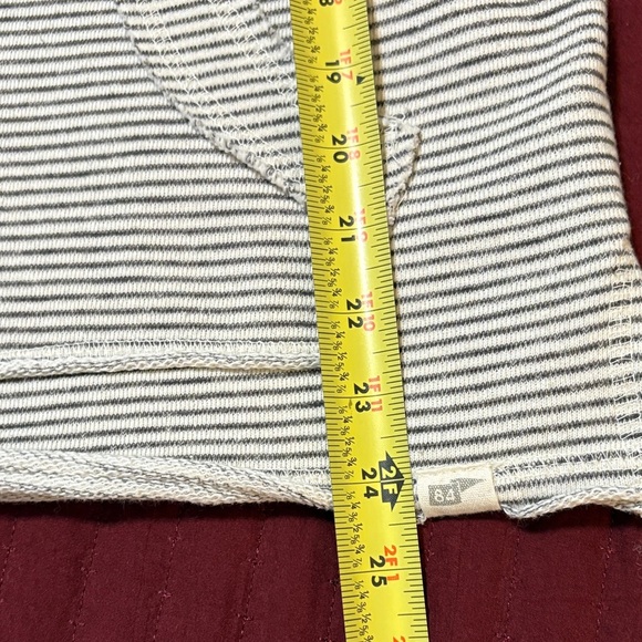 Blue 84 Black/White Striped Okaloosa Island Hoodie Size Small - Picture 7 of 11